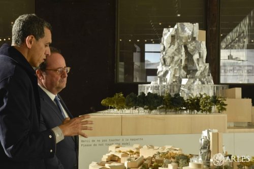 François HOLLANDE visite LUMA Arles