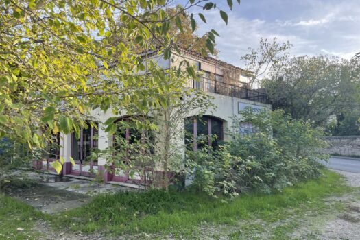 Ensemble immobilier Arles