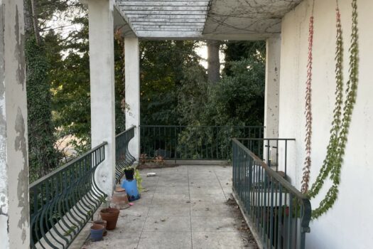 Ensemble immobilier Arles