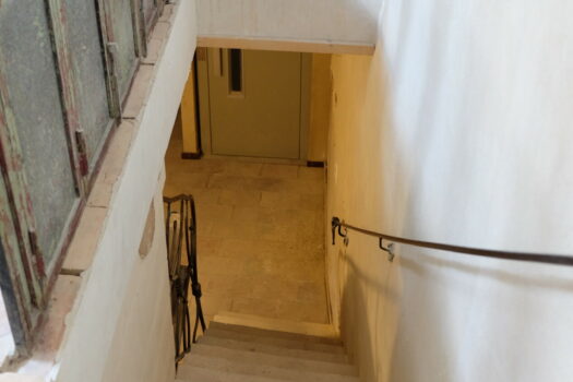 Maison avec atelier et garage Arles