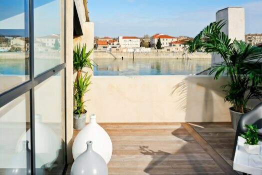 Maison vue sur le Rhône Arles