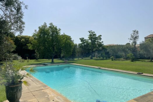 Mas avec piscine Raphèle-les-Arles