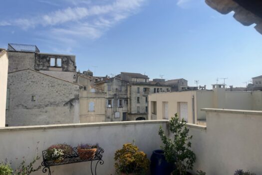 Maison de ville avec terrasse Arles