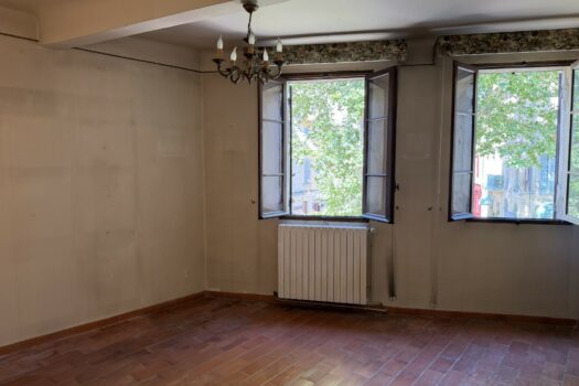 Maison place Wilson Arles