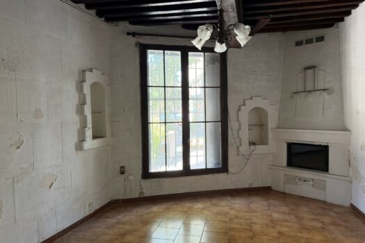Maison place Wilson Arles